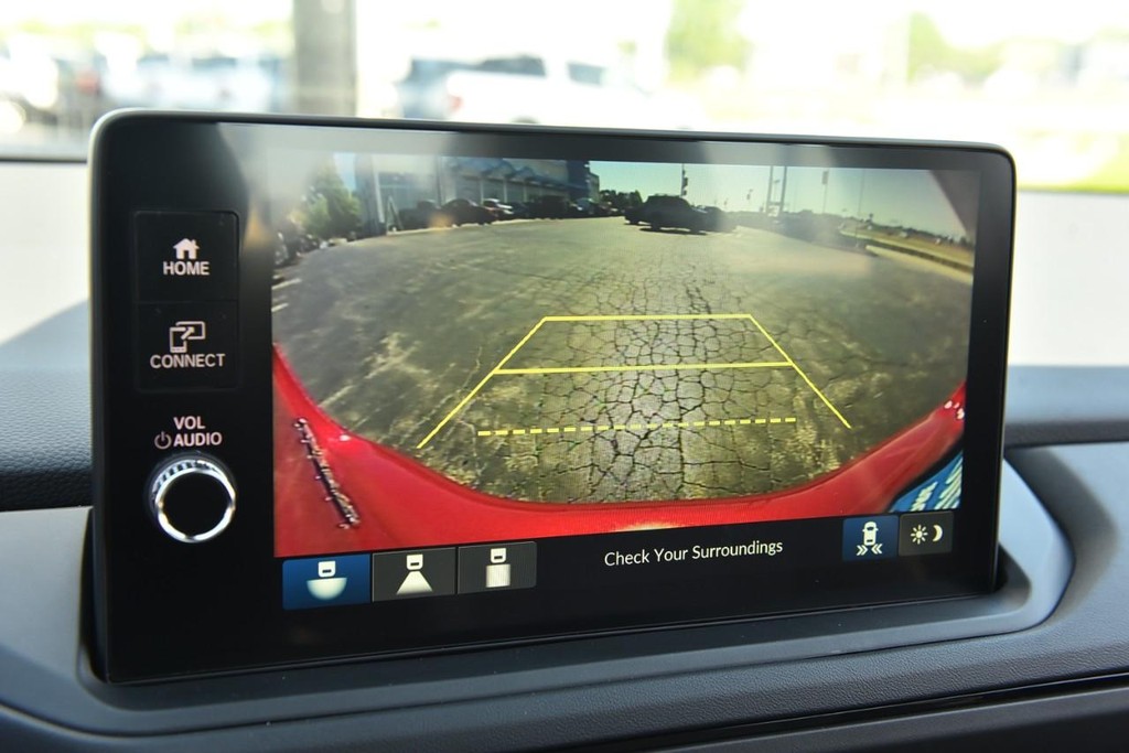 Honda Accord Sedan Vehicle Image 11