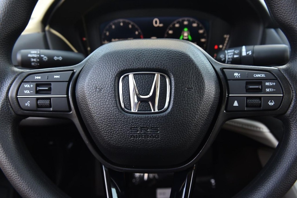 Honda Accord Sedan Vehicle Image 19