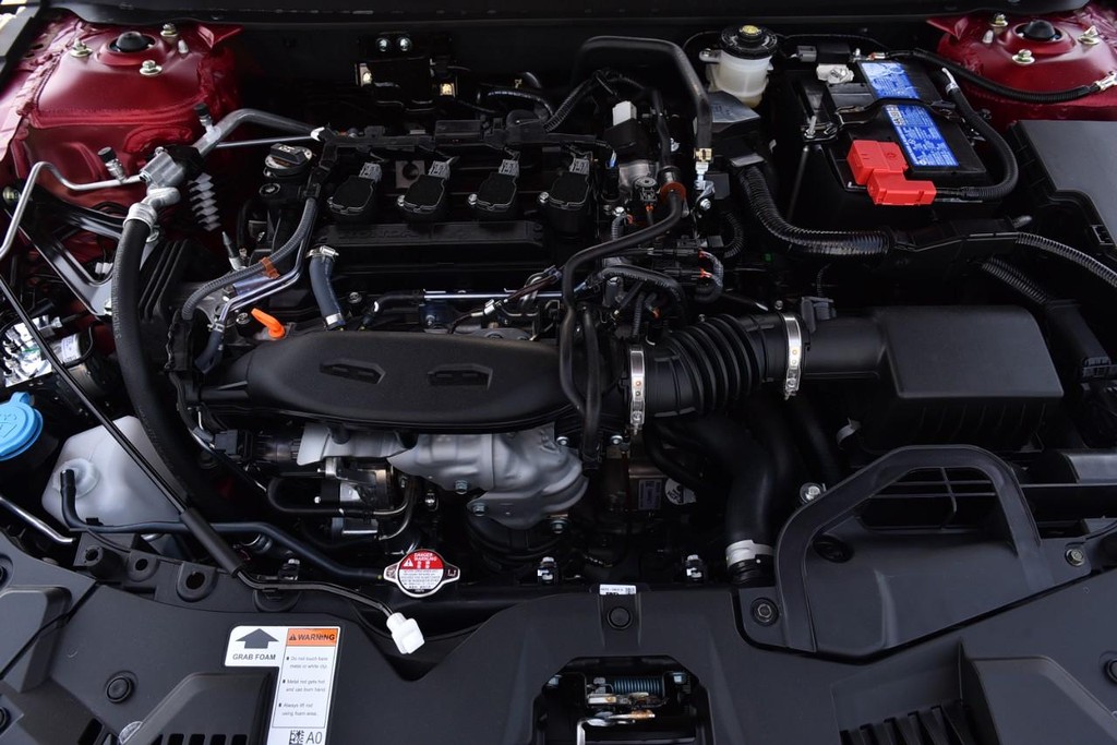 Honda Accord Sedan Vehicle Image 26
