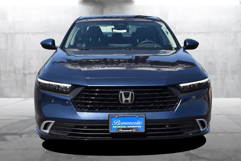 Honda Accord Hybrid Vehicle Image 04