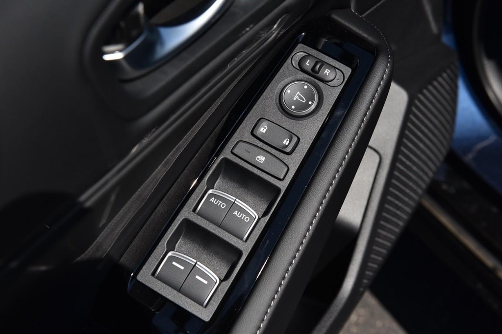 Honda Accord Hybrid Vehicle Image 08