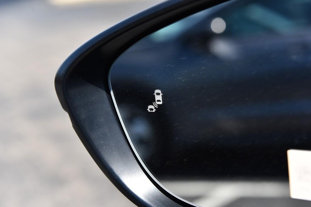 Honda Accord Hybrid Vehicle Image 10
