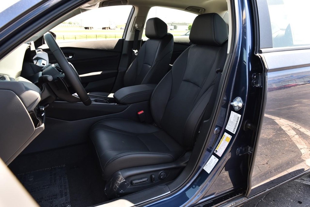 Honda Accord Hybrid Vehicle Image 21