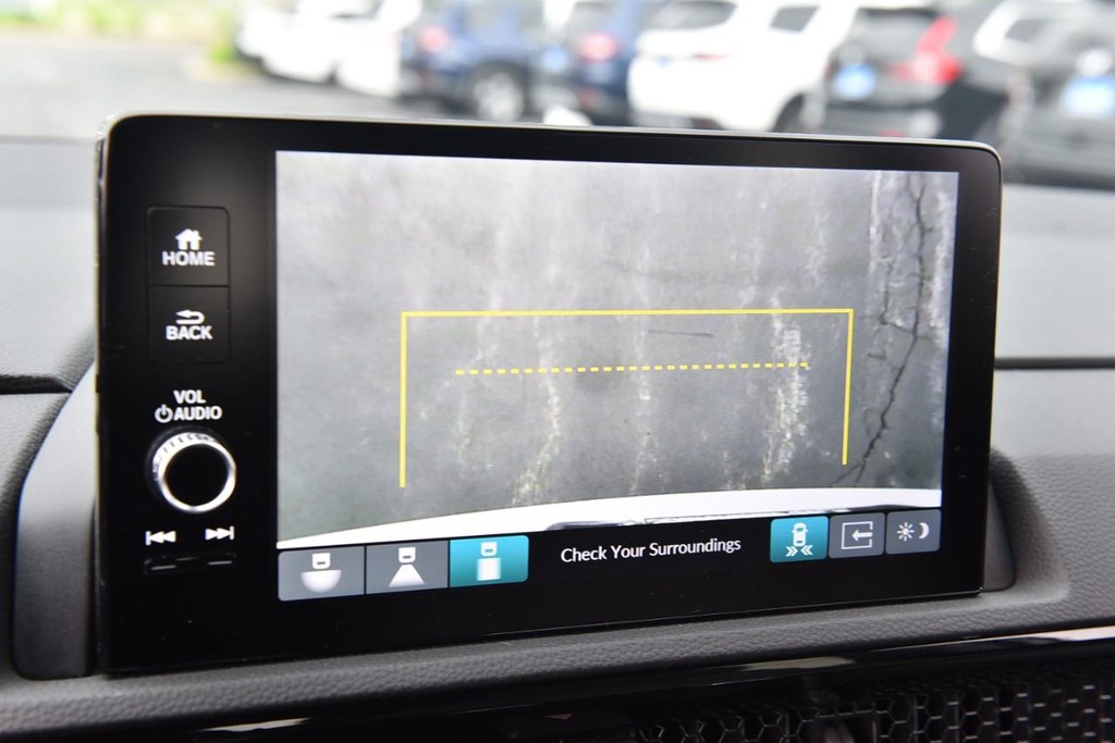 Honda CR-V Vehicle Image 14
