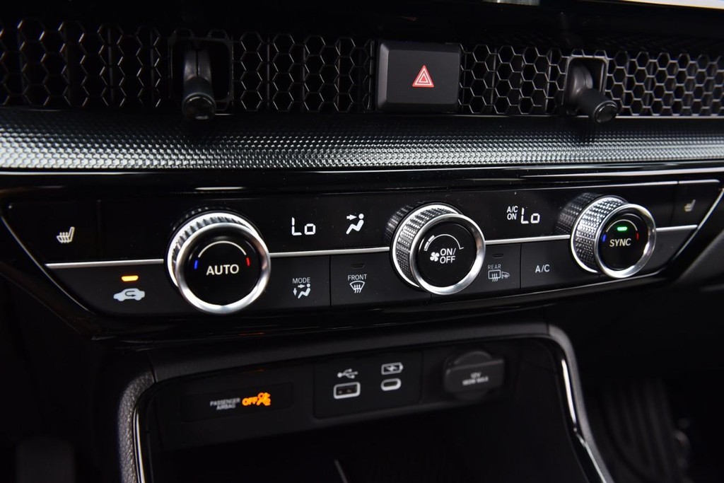 Honda CR-V Vehicle Image 16