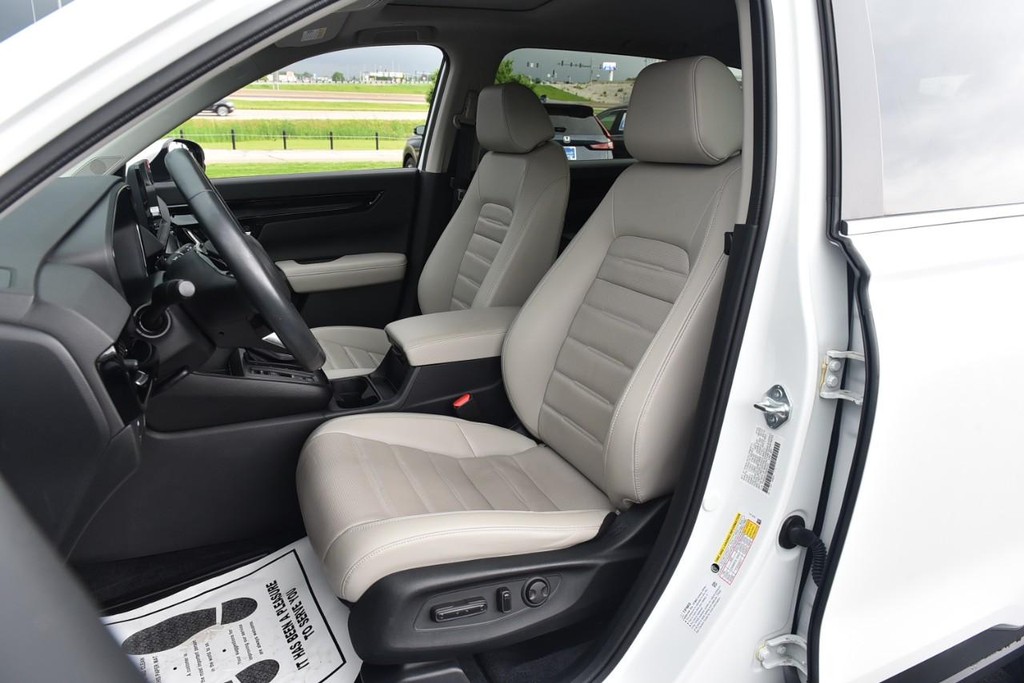 Honda CR-V Vehicle Image 22