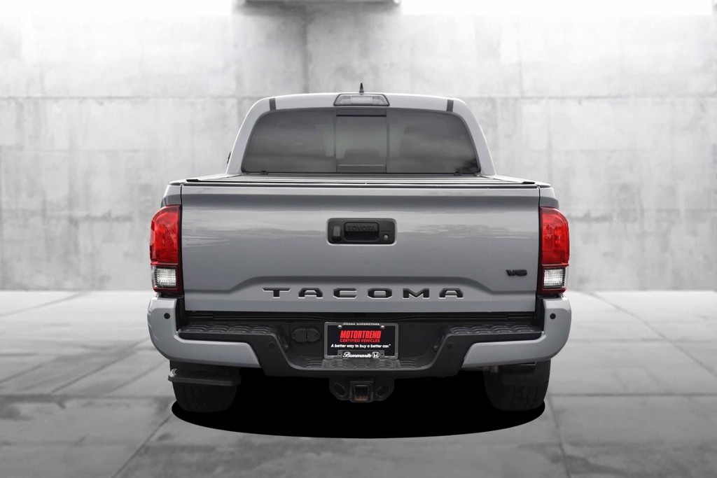 Toyota Tacoma 4WD Vehicle Image 06
