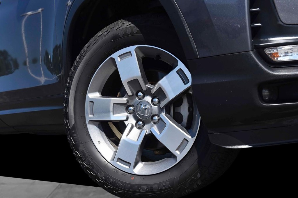 Honda Ridgeline Vehicle Image 03