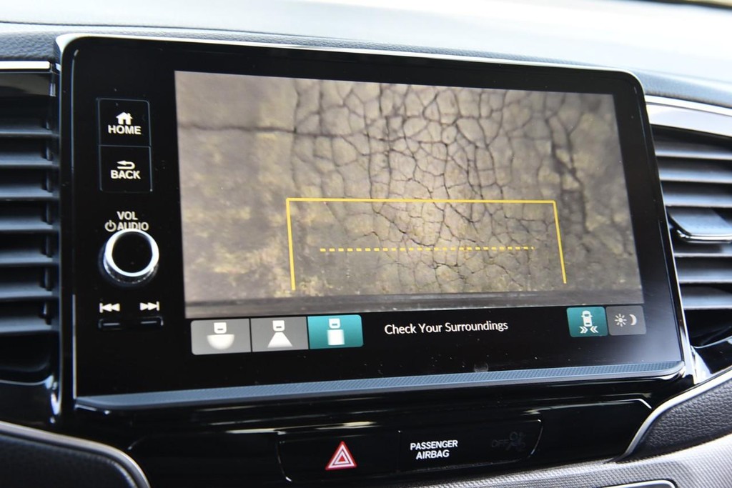 Honda Ridgeline Vehicle Image 16