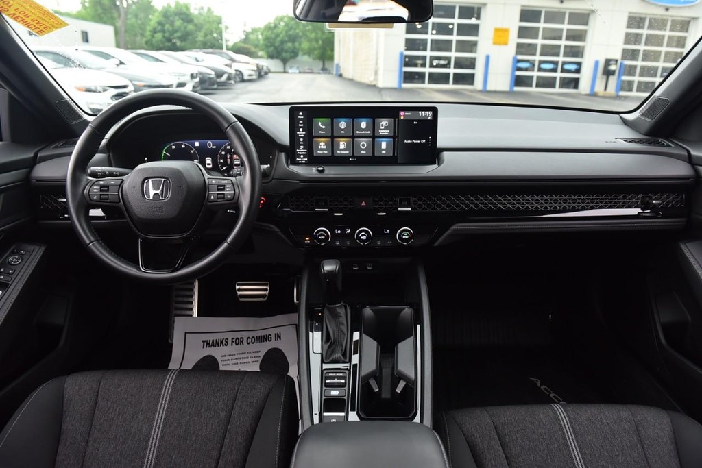 Honda Accord Hybrid Vehicle Image 07