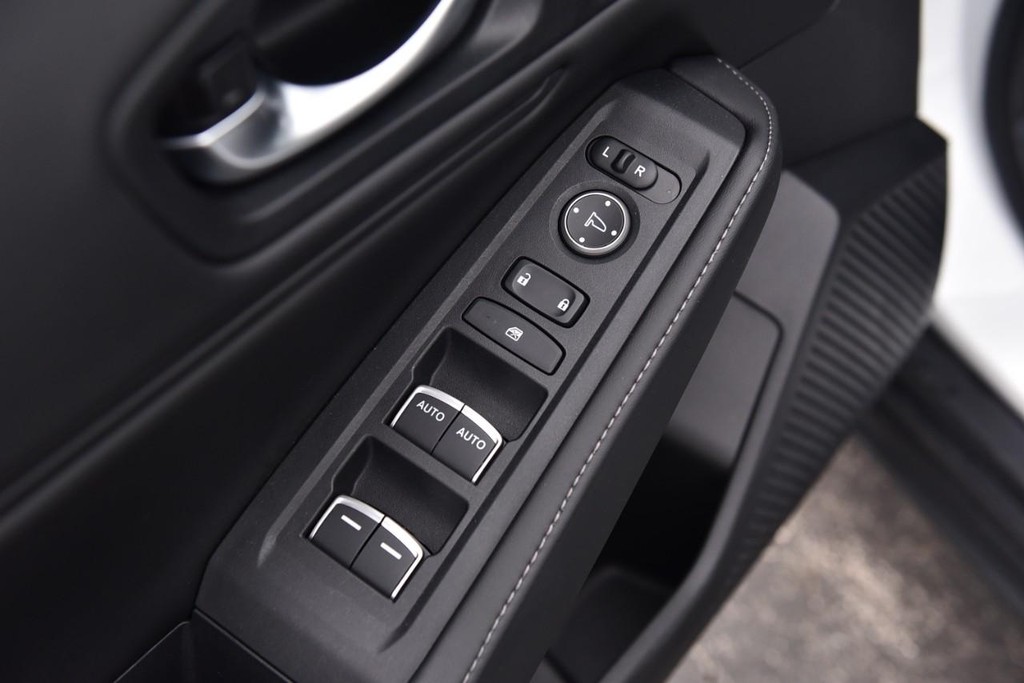 Honda Accord Hybrid Vehicle Image 08