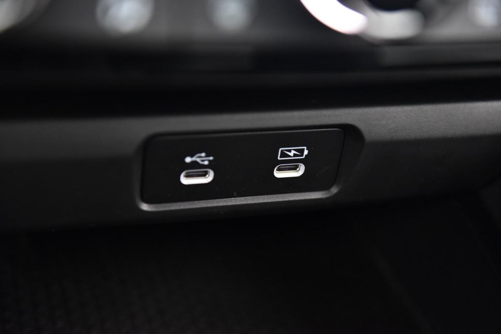 Honda Accord Hybrid Vehicle Image 14