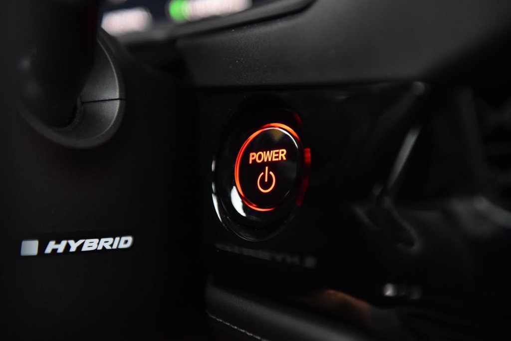 Honda Accord Hybrid Vehicle Image 15