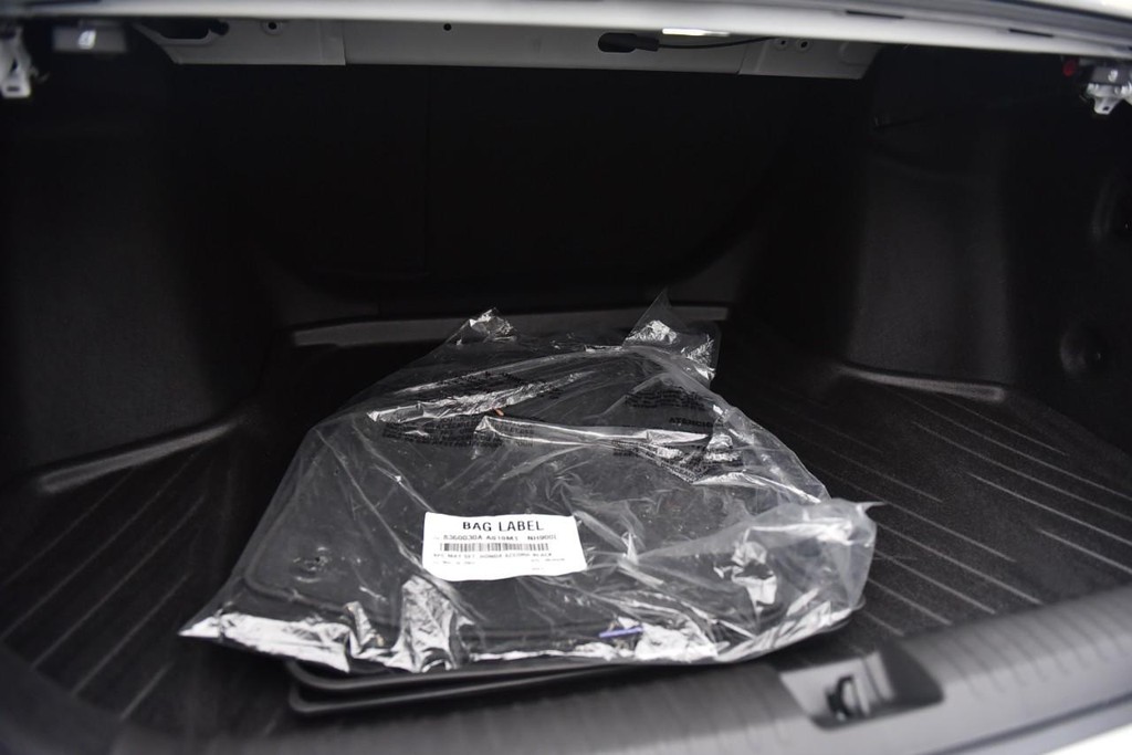 Honda Accord Hybrid Vehicle Image 22