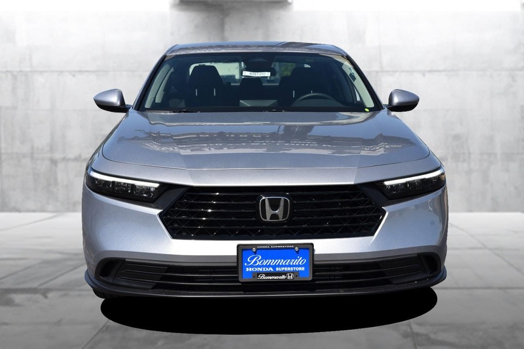 Honda Accord Sedan Vehicle Image 04