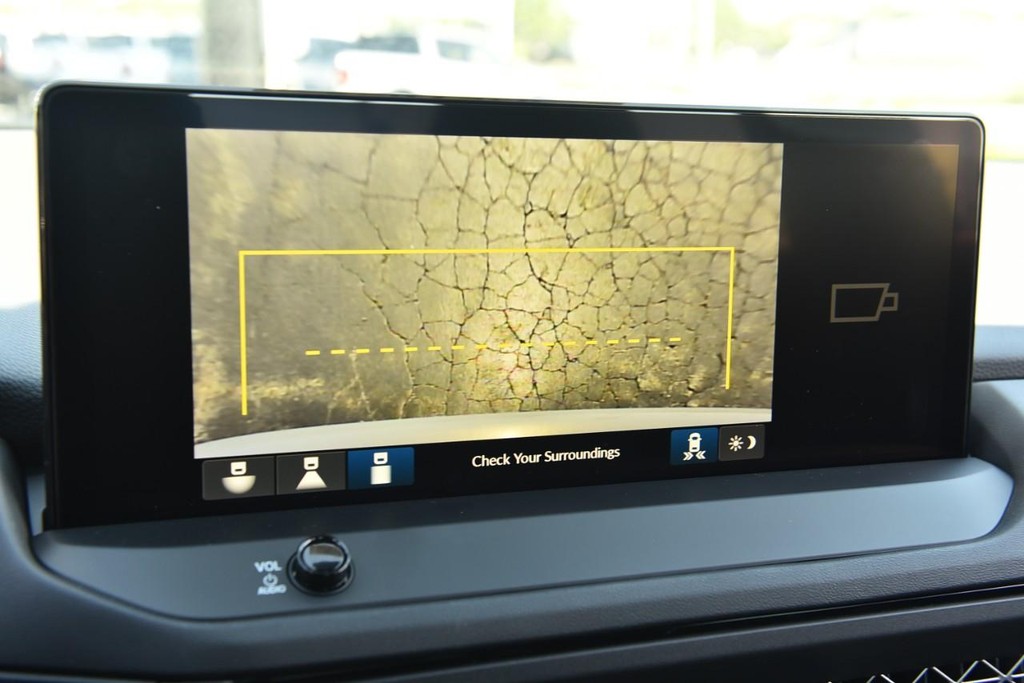 Honda Accord Hybrid Vehicle Image 12