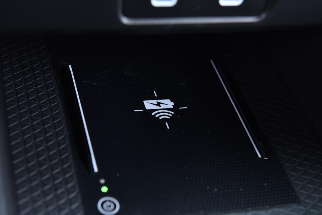 Honda Accord Hybrid Vehicle Image 16