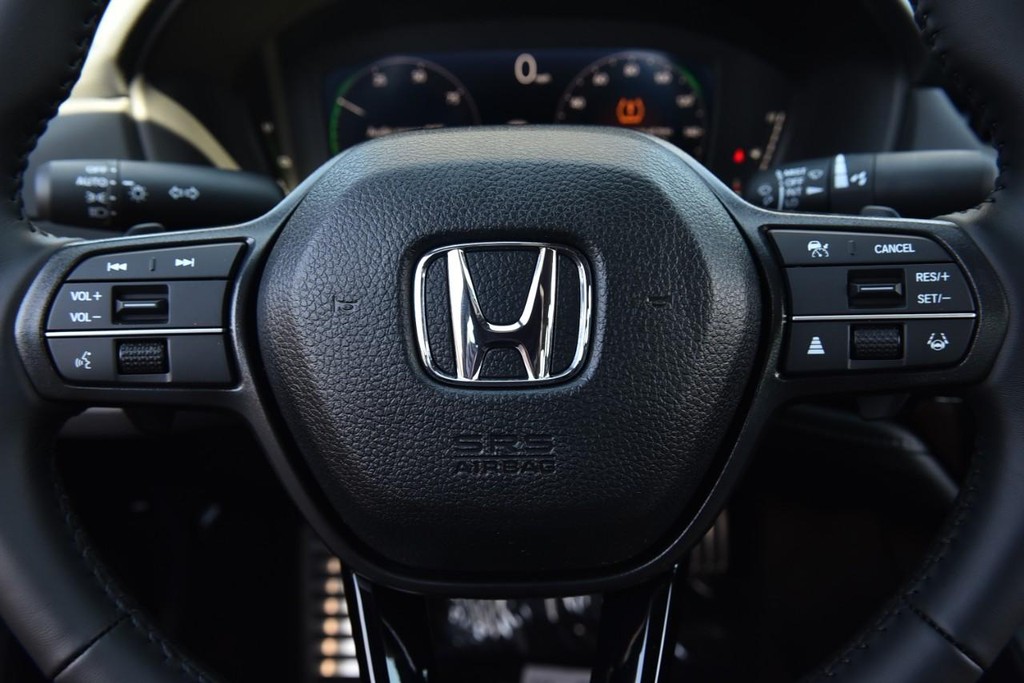 Honda Accord Hybrid Vehicle Image 19
