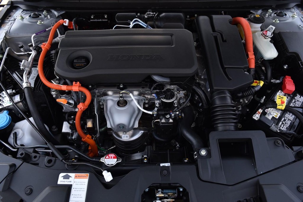 Honda Accord Hybrid Vehicle Image 26