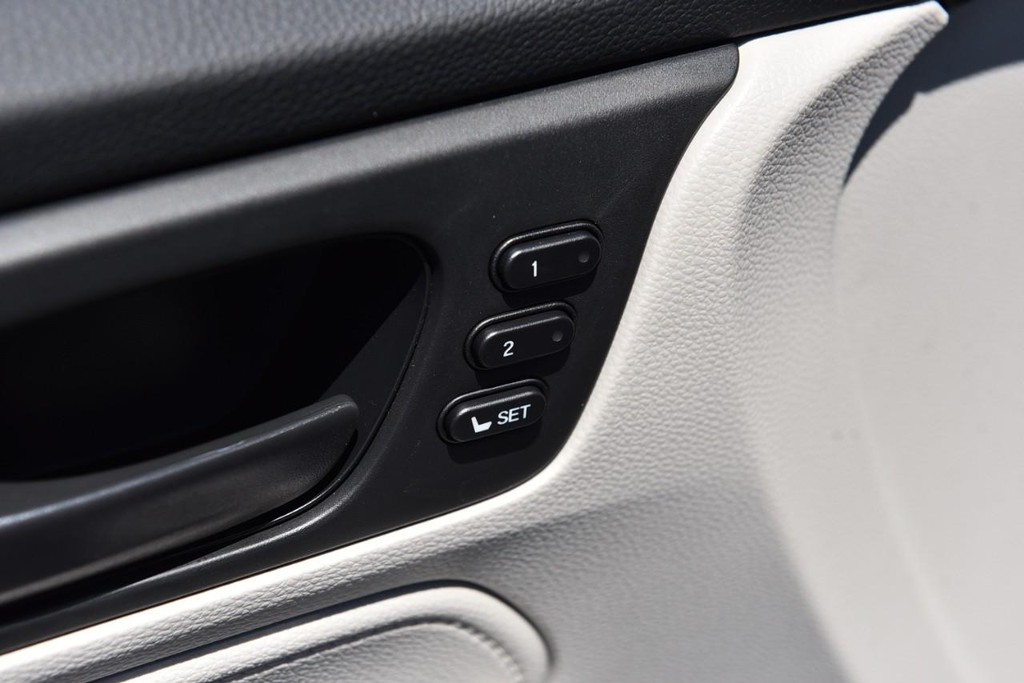 Honda Odyssey Vehicle Image 09