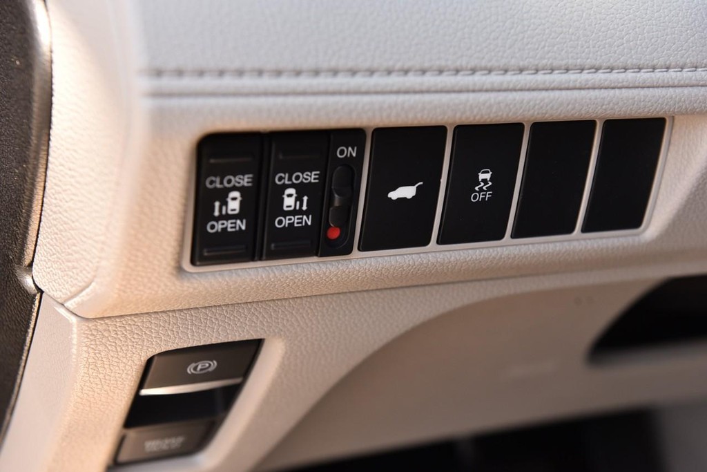 Honda Odyssey Vehicle Image 11