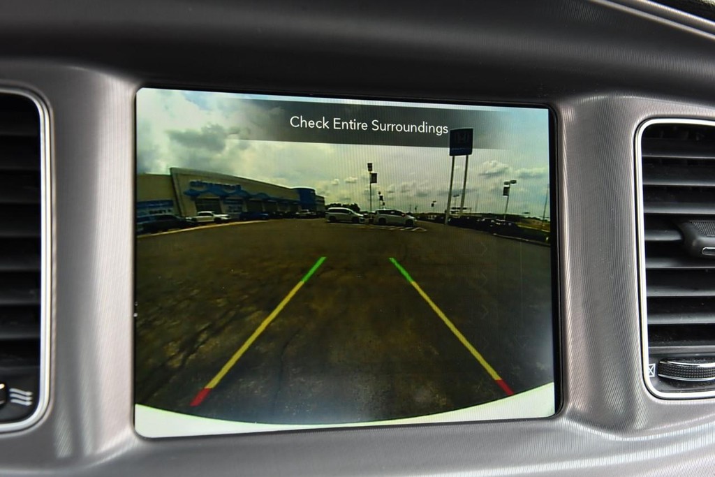 Dodge Charger Vehicle Image 12