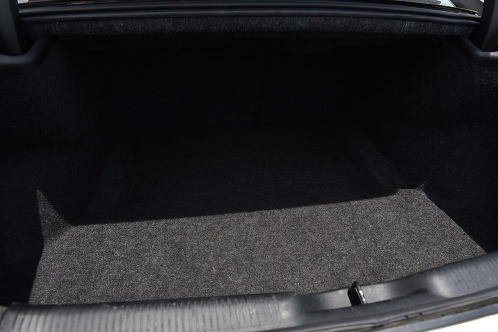 Dodge Charger Vehicle Image 21