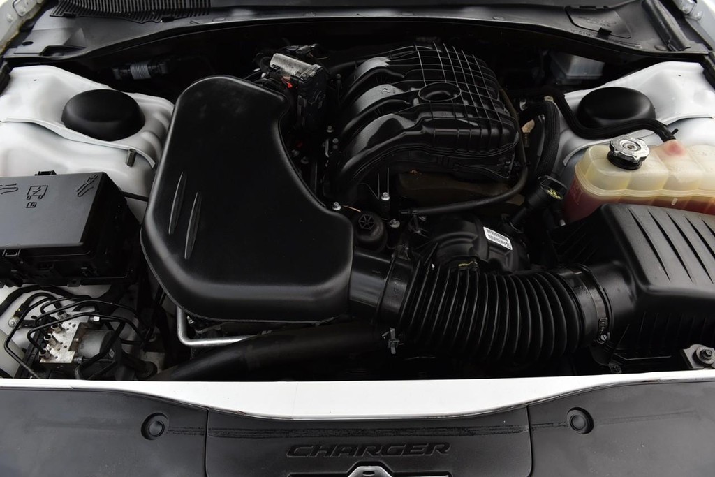 Dodge Charger Vehicle Image 22