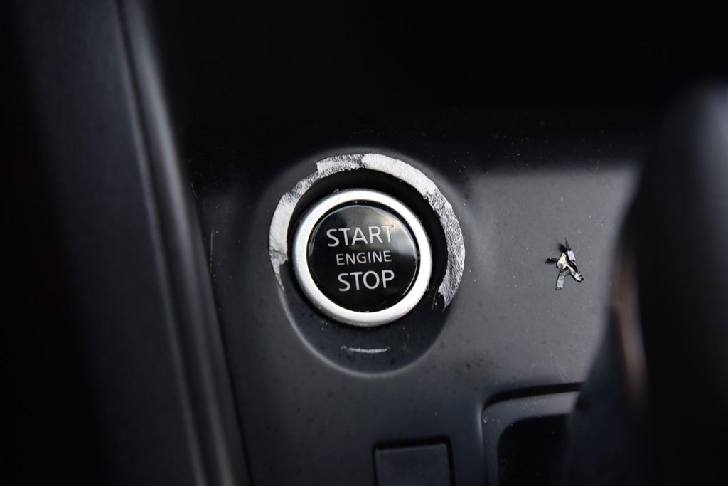 Nissan Kicks Vehicle Image 16