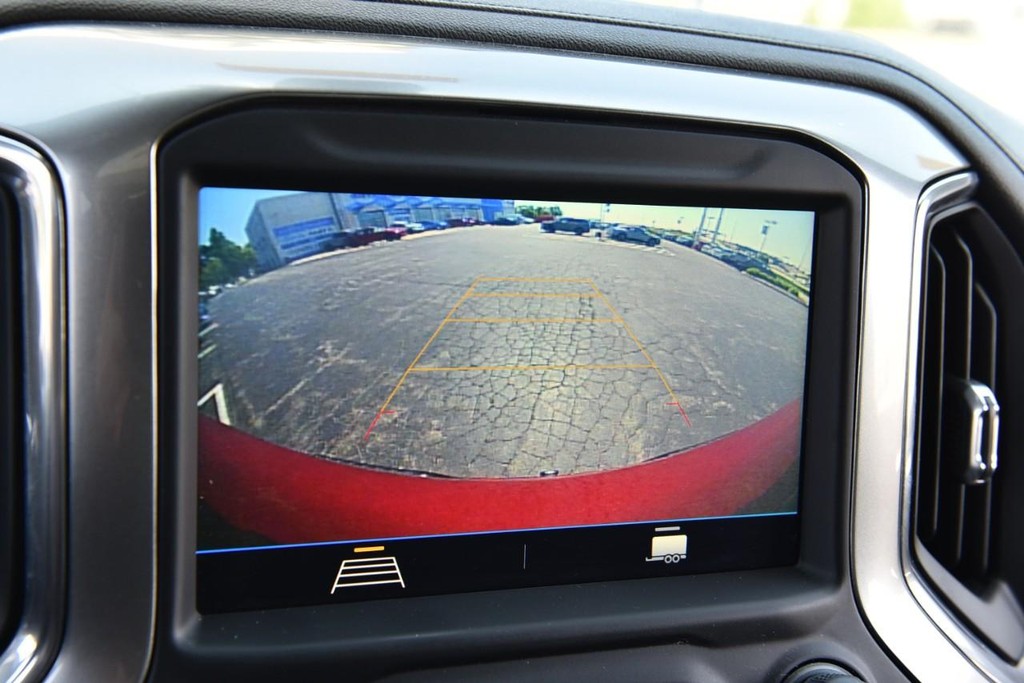 Chevrolet Silverado 1500 Vehicle Image 12