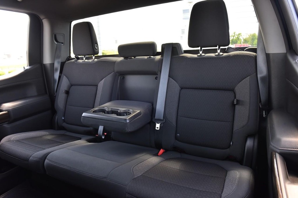 Chevrolet Silverado 1500 Vehicle Image 21