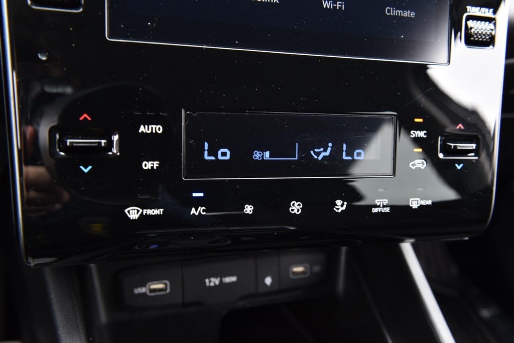 Hyundai Tucson Vehicle Image 14