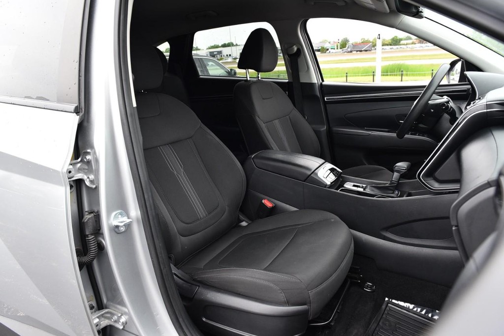 Hyundai Tucson Vehicle Image 21