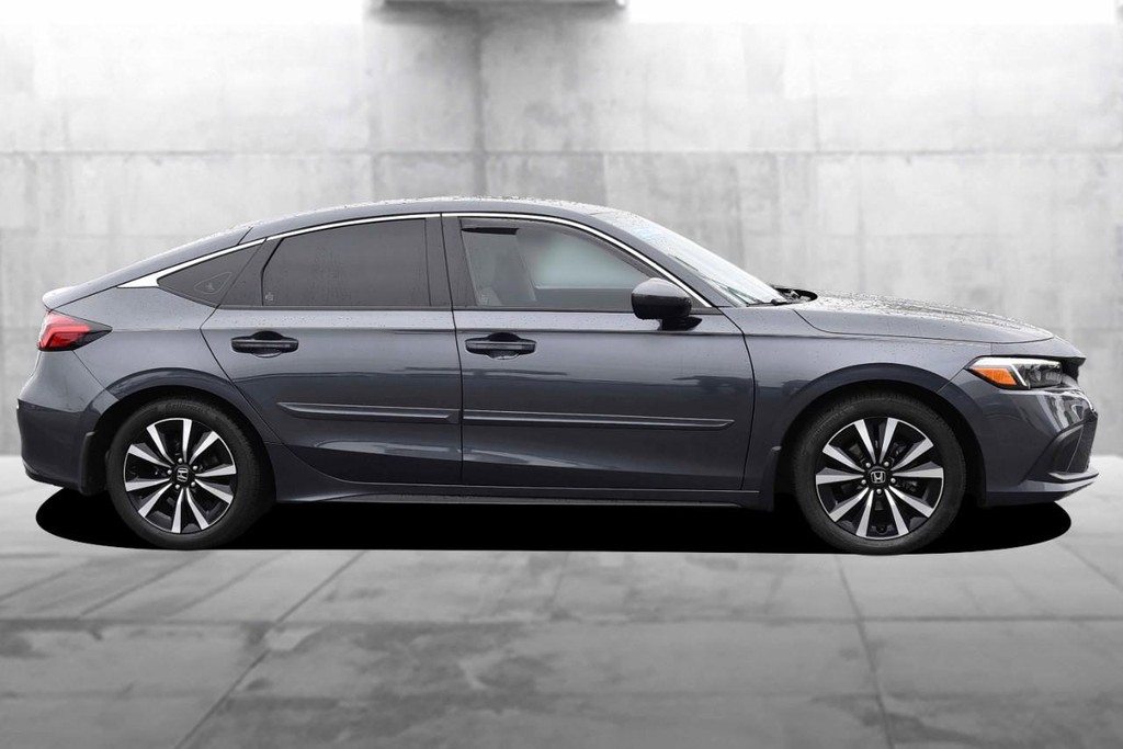 Honda Civic Hatchback Vehicle Image 05