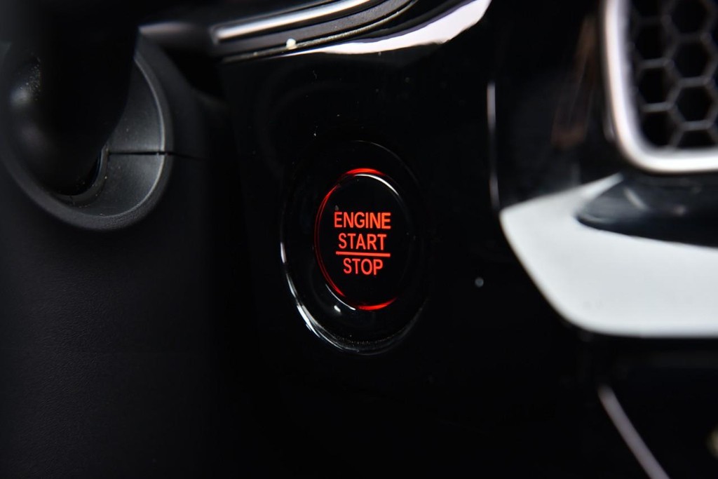 Honda Civic Hatchback Vehicle Image 18