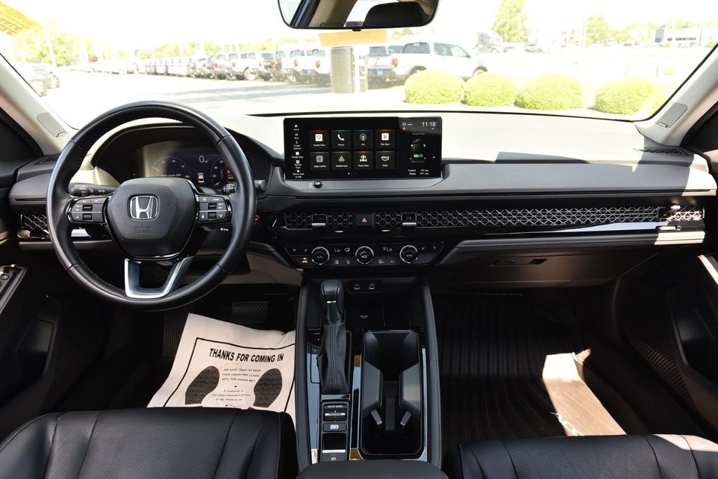 Honda Accord Hybrid Vehicle Image 07