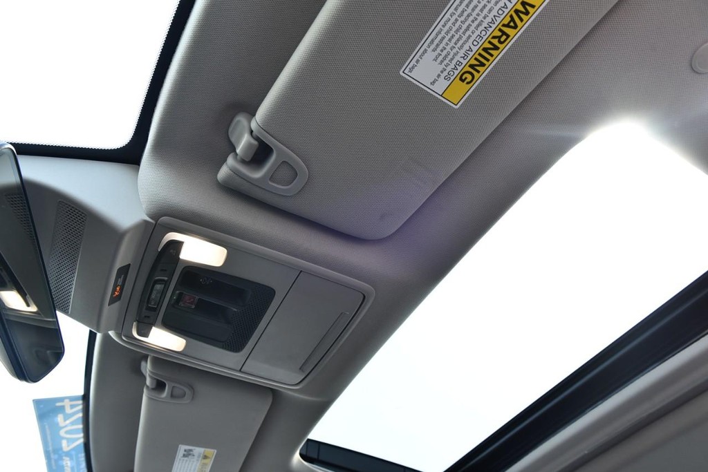 Honda Accord Hybrid Vehicle Image 23