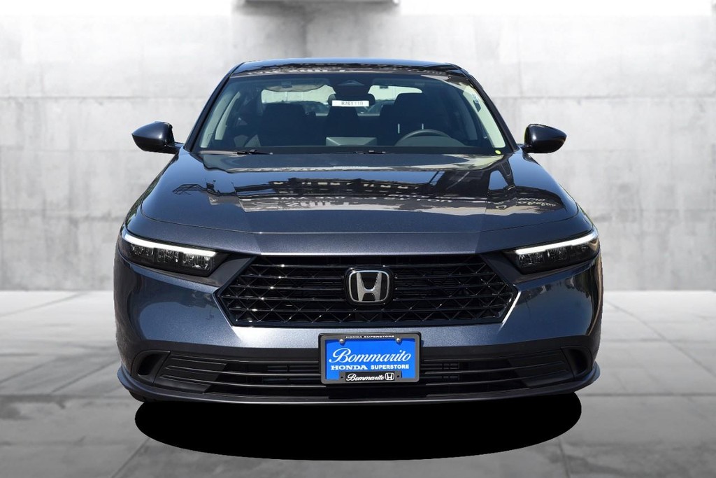 Honda Accord Sedan Vehicle Image 04