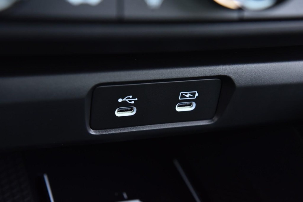 Honda Accord Sedan Vehicle Image 14