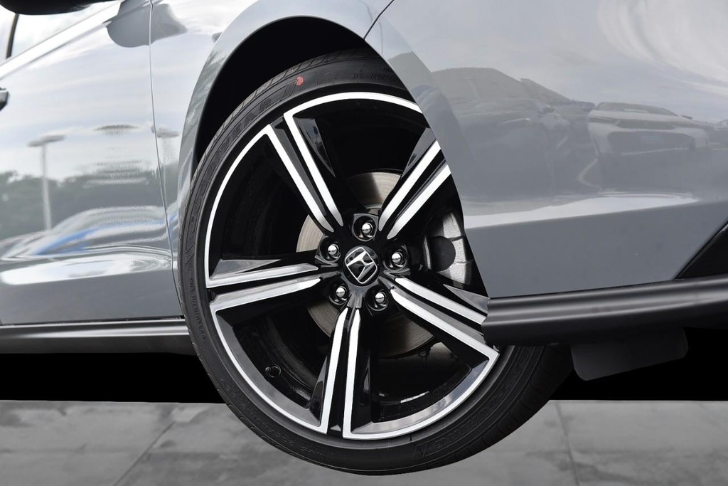 Honda Accord Sedan Vehicle Image 03
