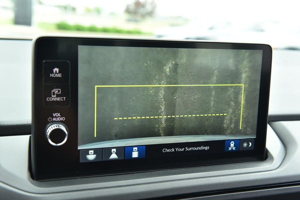 Honda Accord Sedan Vehicle Image 12