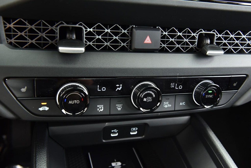 Honda Accord Sedan Vehicle Image 14