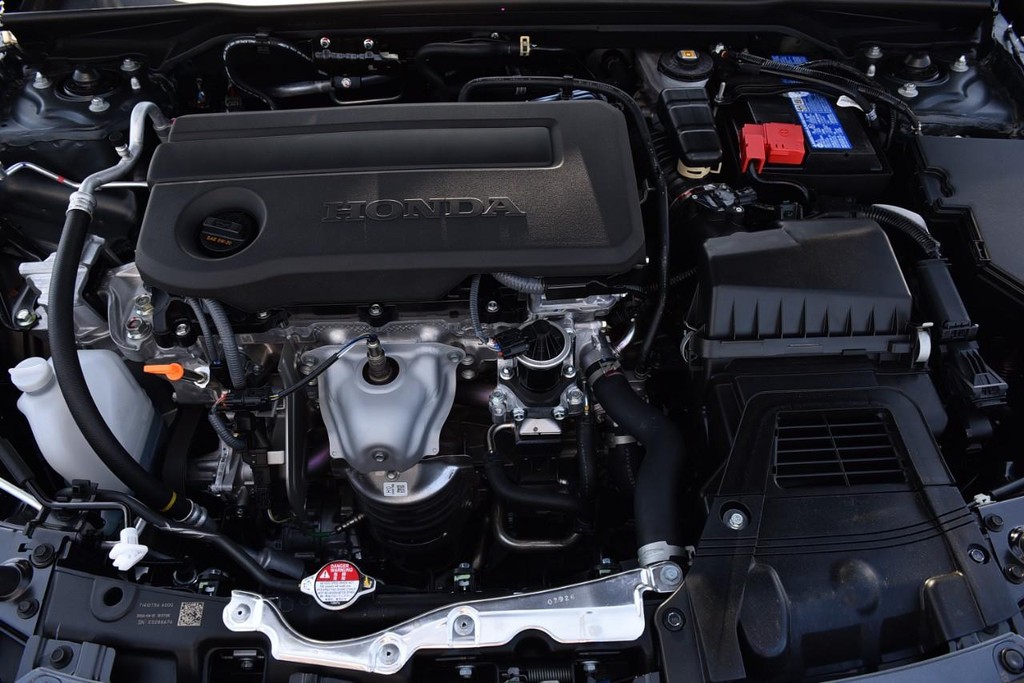 Honda Civic Hatchback Vehicle Image 24