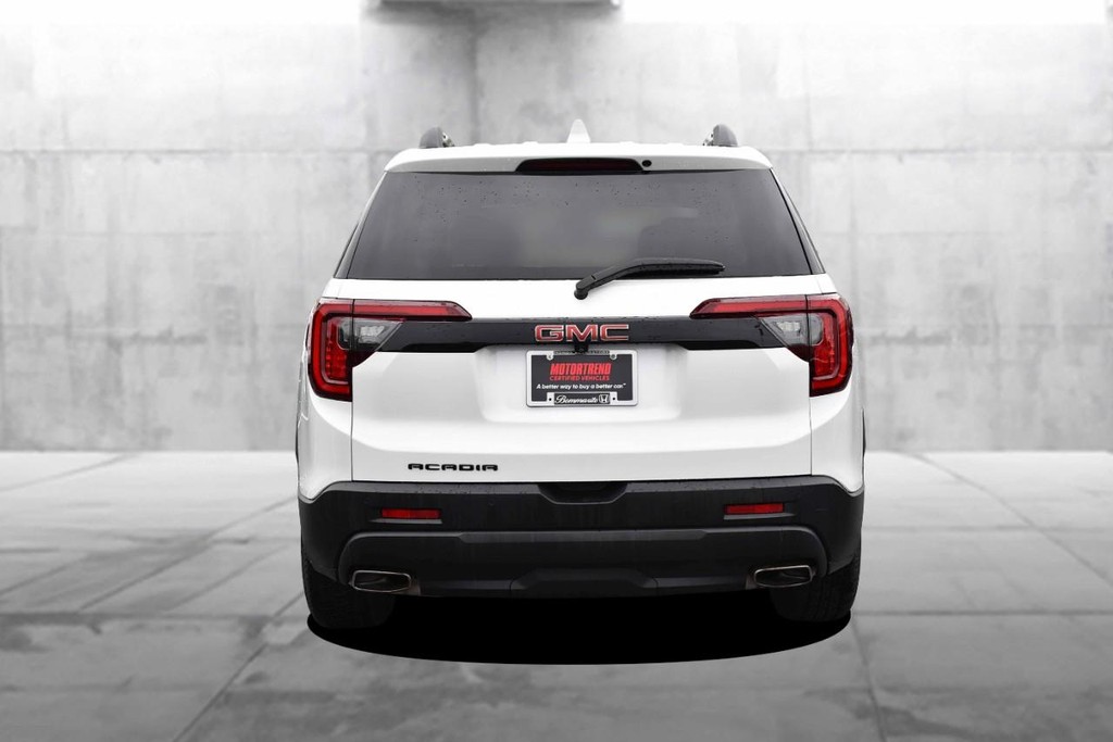 GMC Acadia Vehicle Image 06
