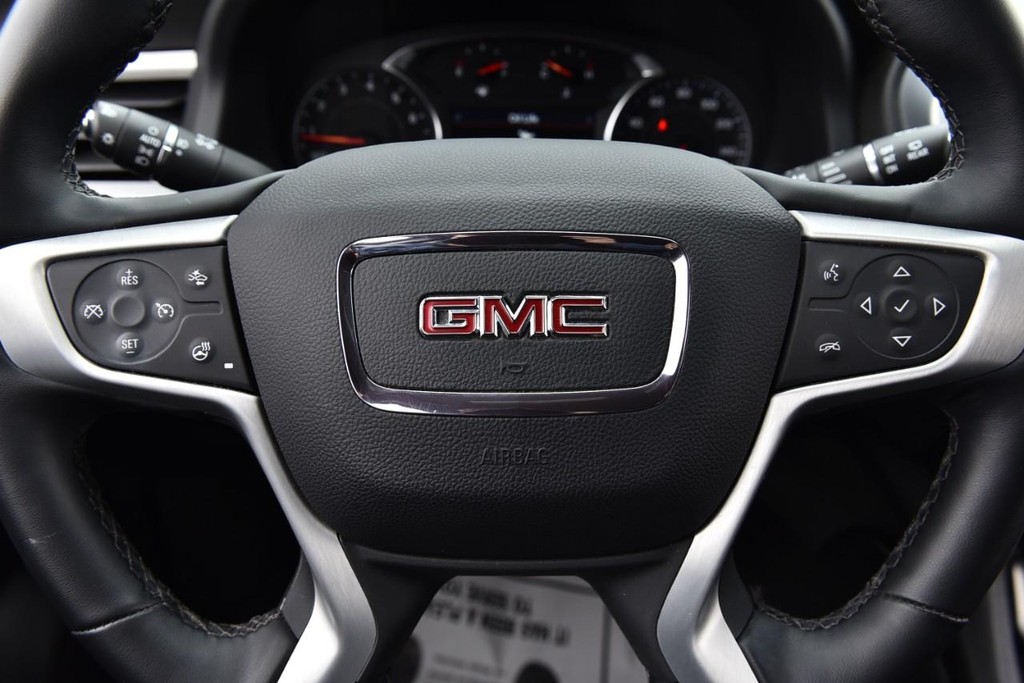 GMC Acadia Vehicle Image 23