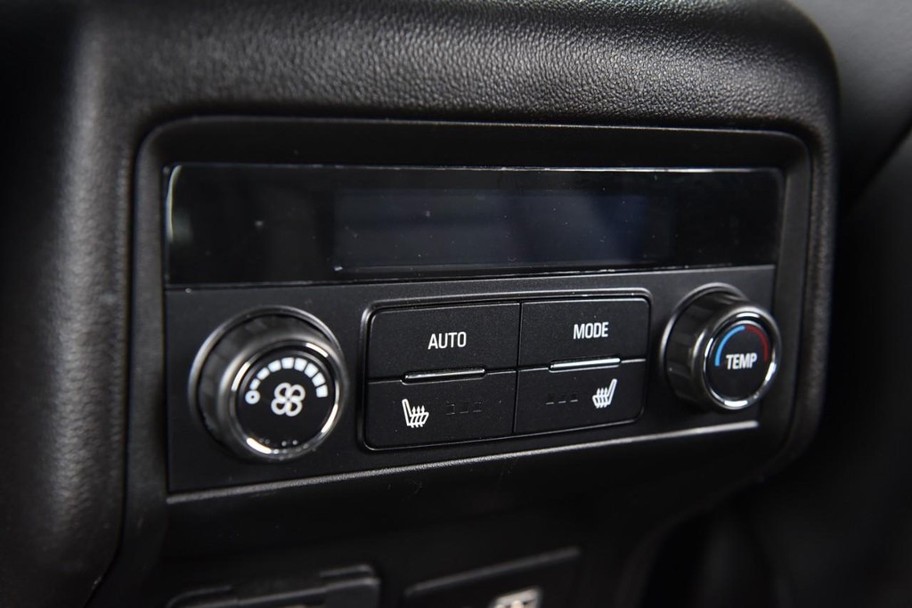 GMC Acadia Vehicle Image 27
