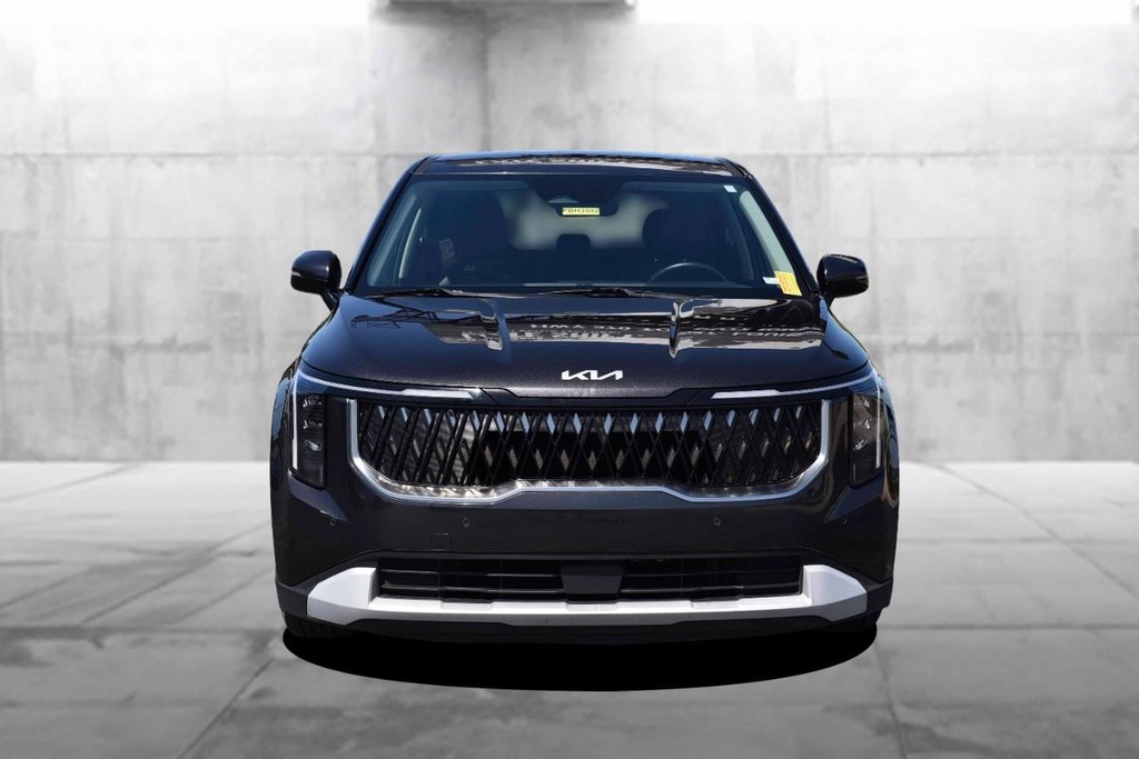 Kia Carnival Vehicle Image 04