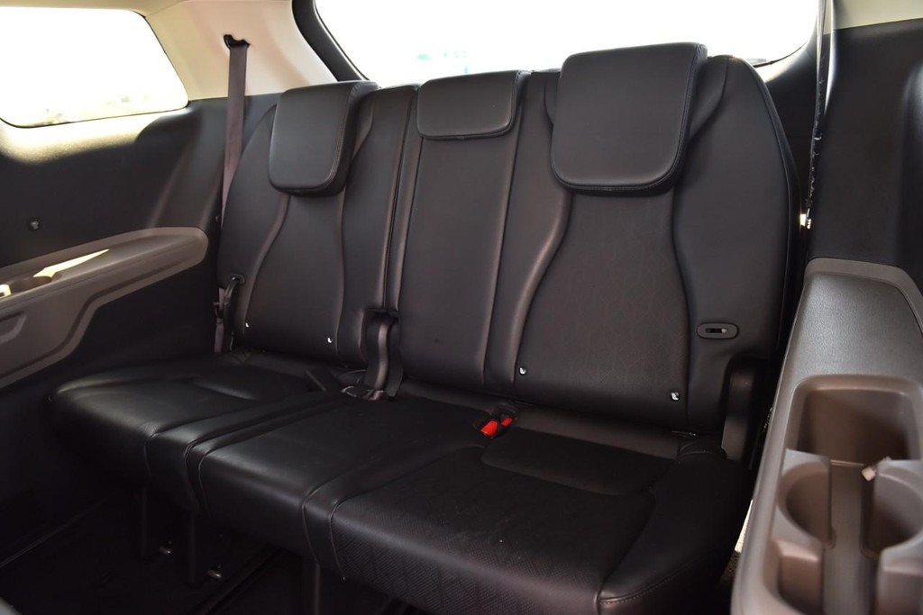 Kia Carnival Vehicle Image 24