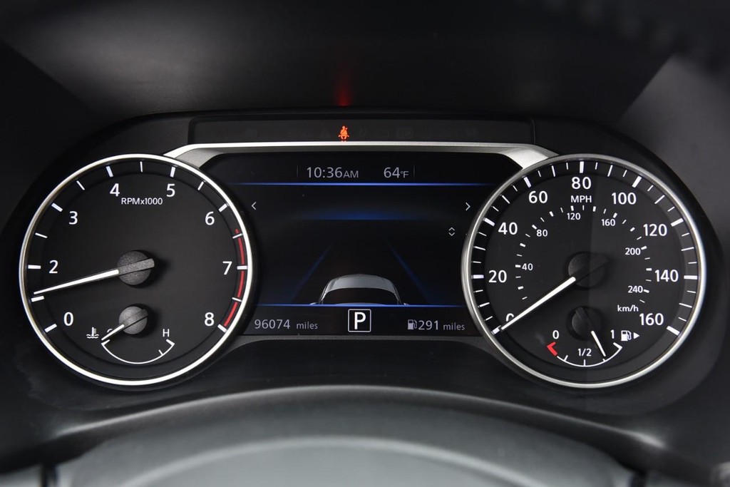 Nissan Sentra Vehicle Image 11
