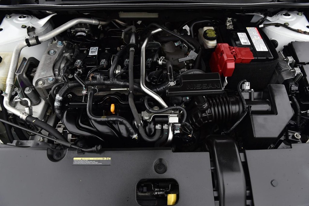 Nissan Sentra Vehicle Image 23